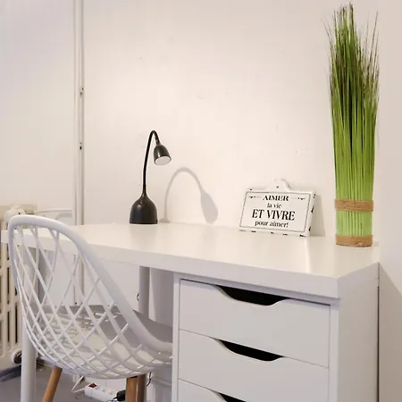 Charmant Studio En Plein Coeur De D * Angers